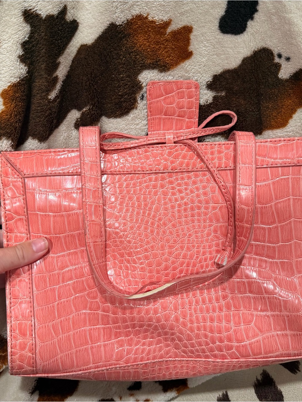 vintage liz claiborne Women's Croc-Embossed Pink Tote Bag